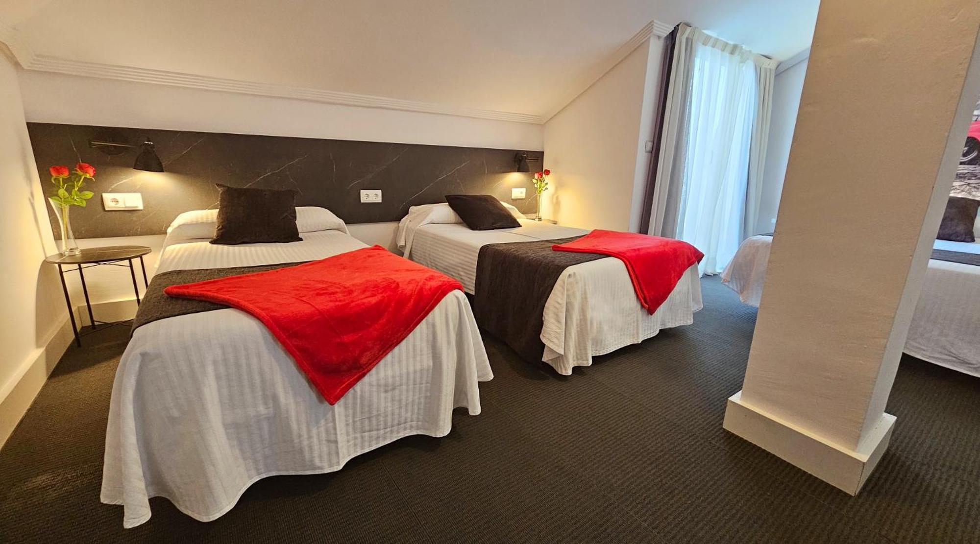 Hotel Spa El Muelle De Суансес Экстерьер фото