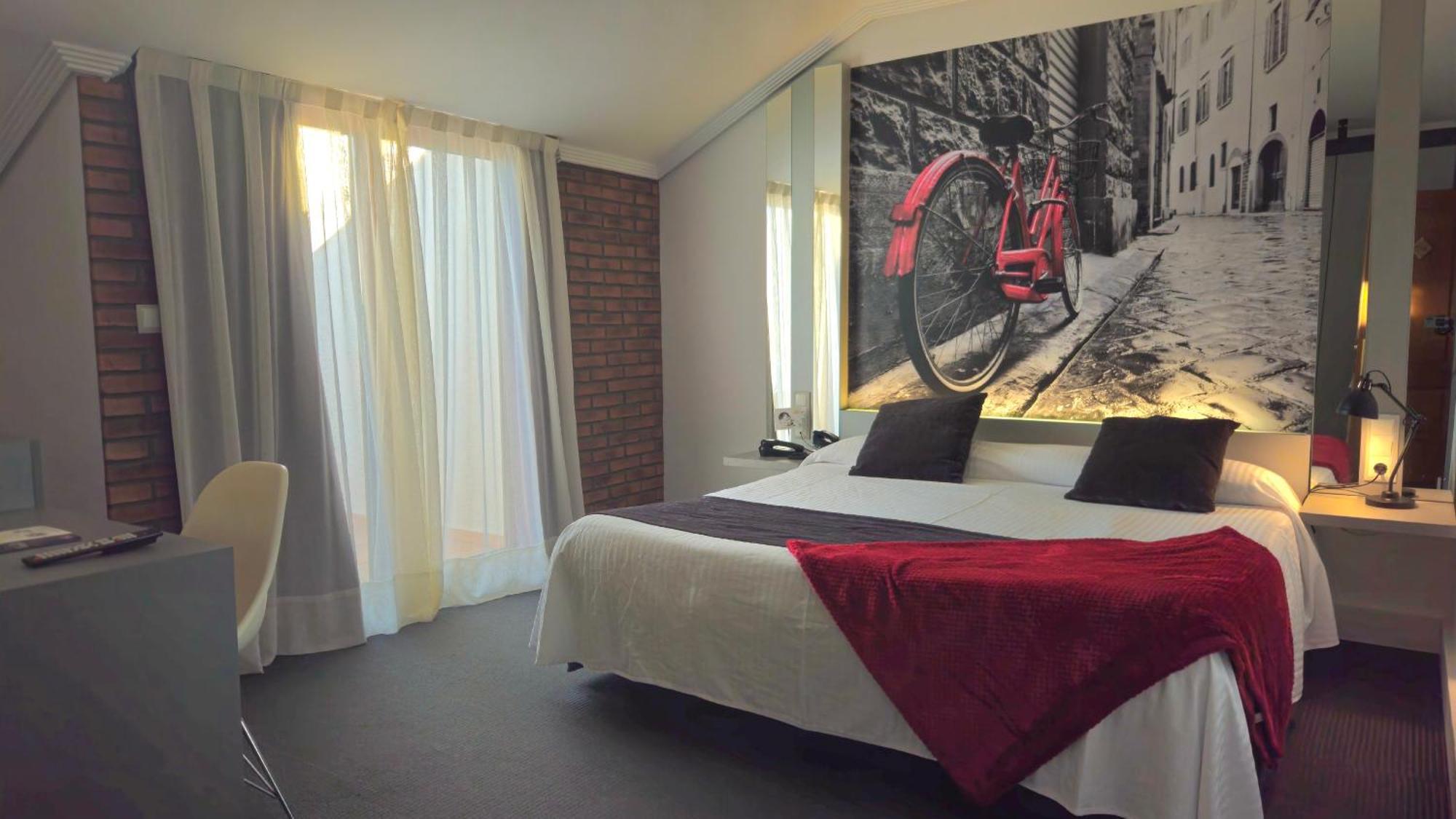 Hotel Spa El Muelle De Суансес Экстерьер фото