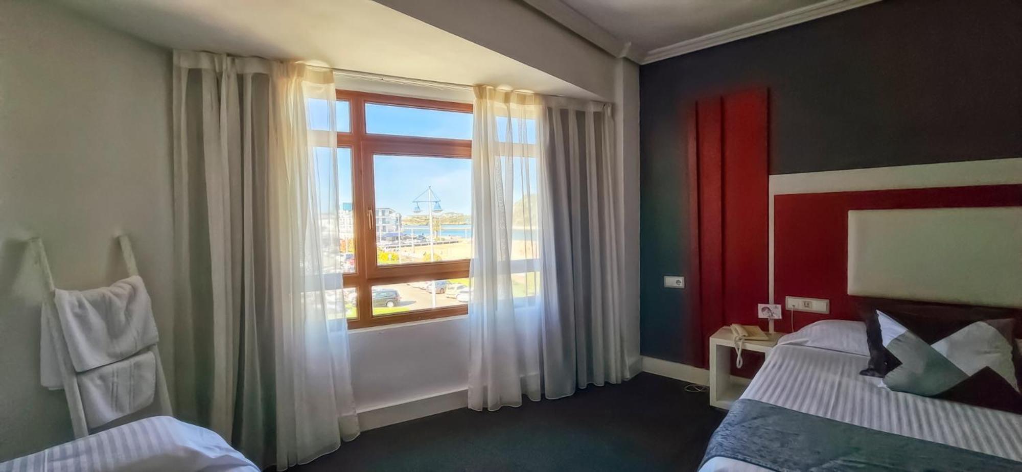 Hotel Spa El Muelle De Суансес Экстерьер фото